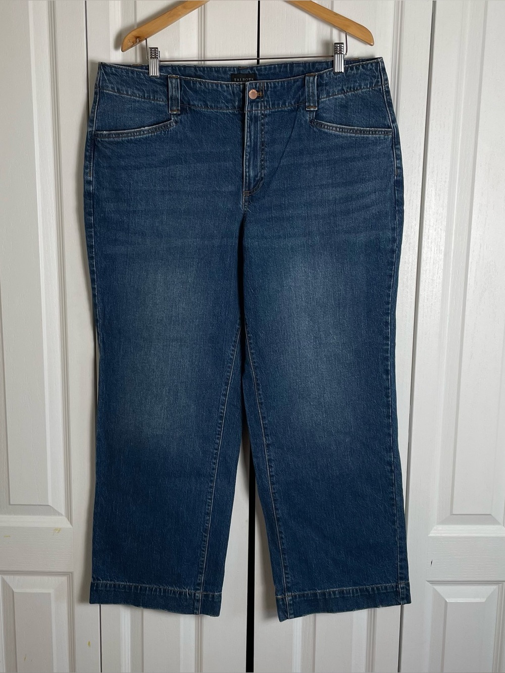 Talbots Classic Jean Trousers Women’s 16W Blue Kinney Wash Wide Leg Pockets NWOT